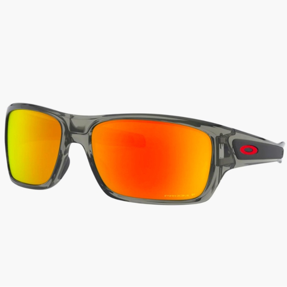 Oakley Men sunglasses. Never worn. New in case.